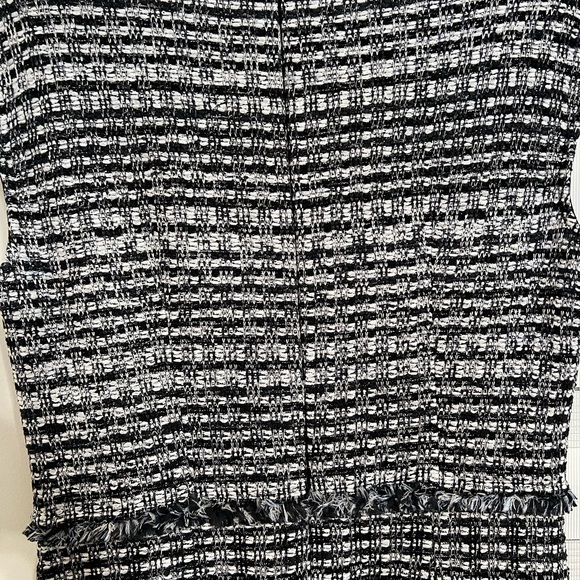 St John Tweed midi dress . Only worn once.  Runs small, more like a 10-12 - Picture 6 of 7